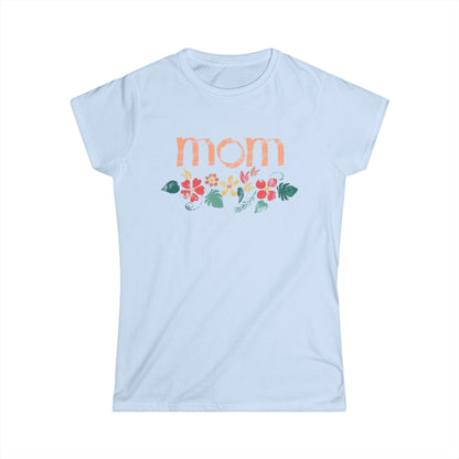 Women's Softstyle Tee, Model "Mom3"