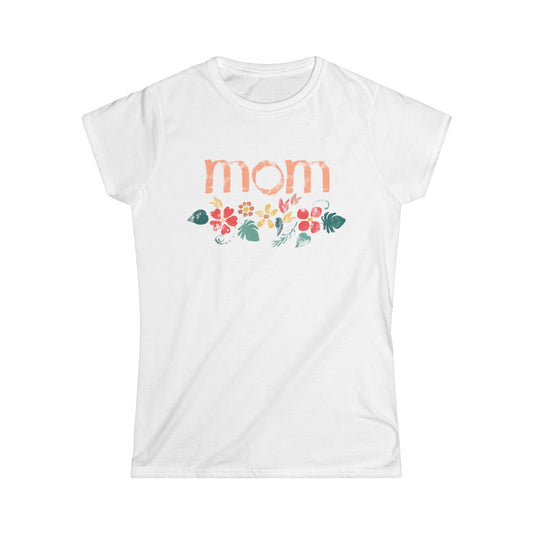 Women's Softstyle Tee, Model "Mom3"